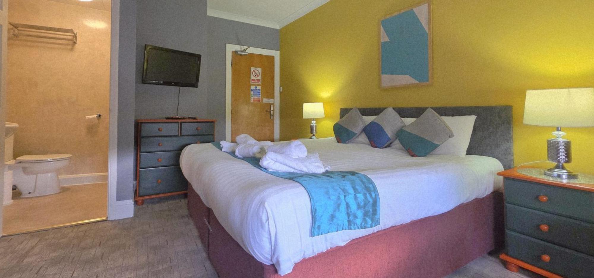 Hotel Yardley Manor 4*